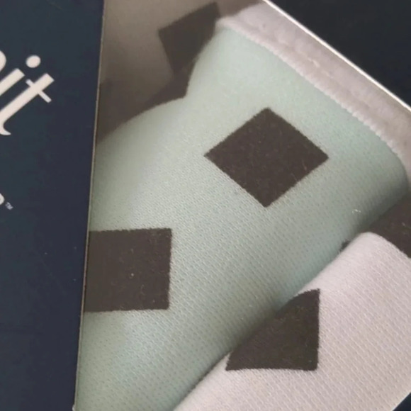 Nanit Breathing Wear Band for Babies 0-3 Months - Picture 2 of 3